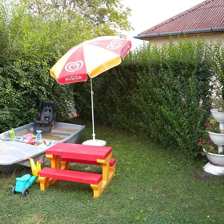 House And 19319 Nyaraló Balatonmáriafürdő