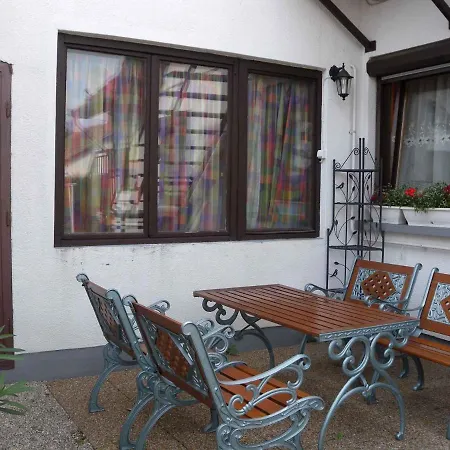 Nyaraló House And 19319 *