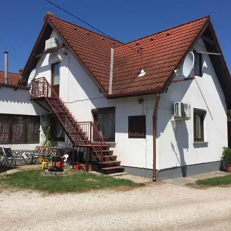 House And 19319 *
